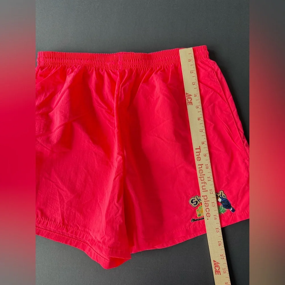 Vintage Shephard's Tiki Beach Bar & Grill Clearwater, FL Shorts - Size LARGE - Picture 4 of 7